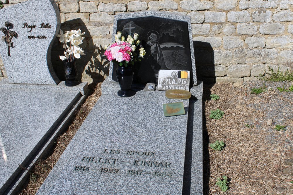 Belgian Graves Veterans Saint-Remy-Geest #4