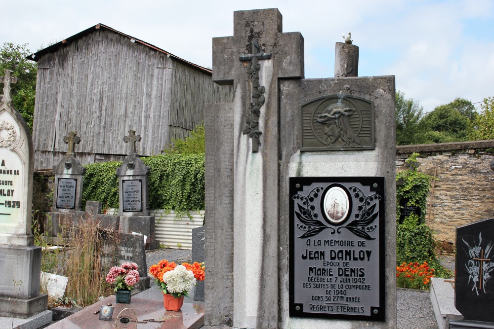 Belgian War Graves Poupehan	 #3