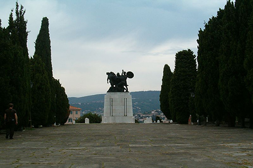 Oorlogsmonument Trieste #1