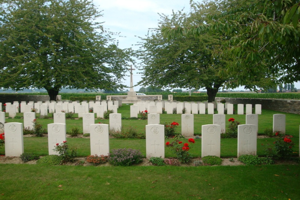 Commonwealth War Cemetery Kandahar Farm #1