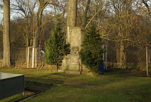 Oorlogsmonument MTV Frth