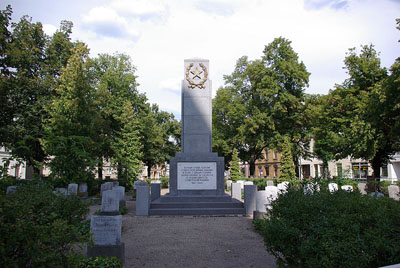 Sovjet Oorlogsbegraafplaats Finsterwalde #1