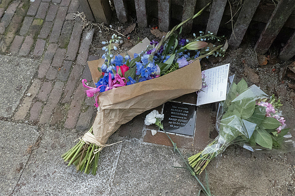 Memorial Stone Seringstraat 2