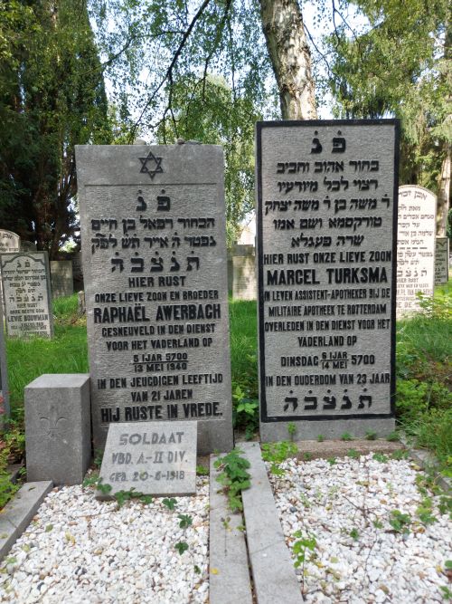 Dutch War Graves Jewish Cemetery Toepad #2
