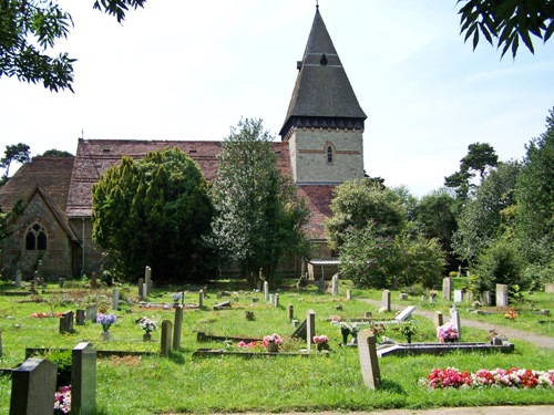 Commonwealth War Graves St Paul Churchyard