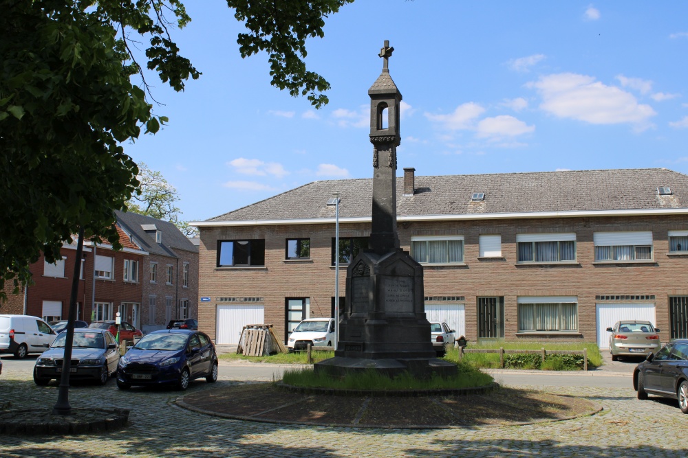 Oorlogsmonument Weerde #2