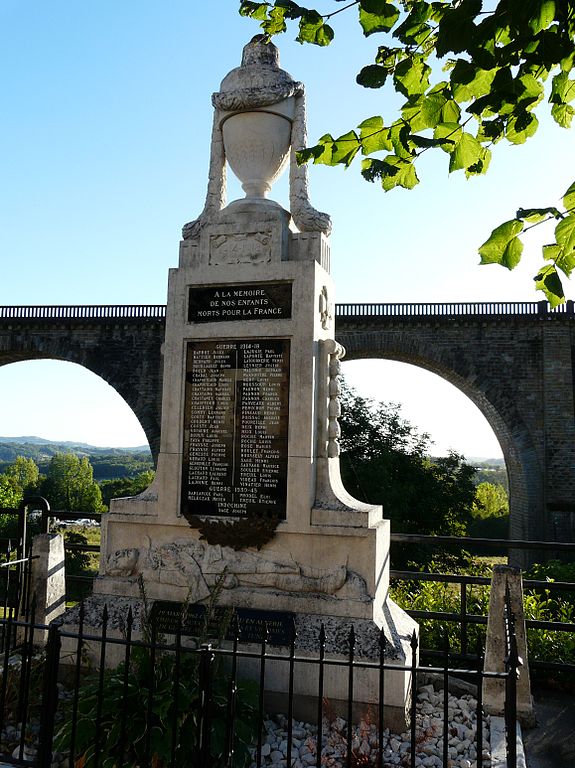 Oorlogsmonument Vignols #1