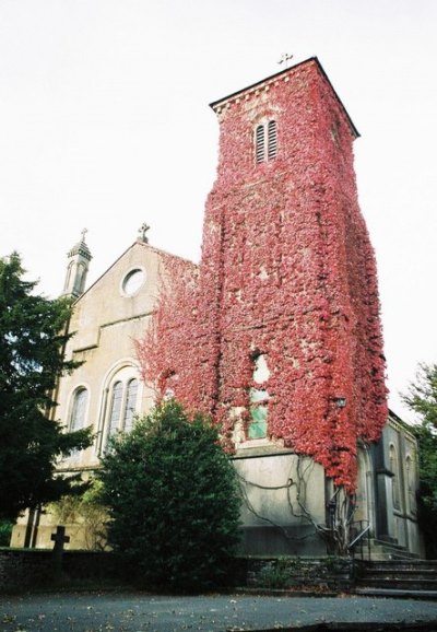 Oorlogsgraven van het Gemenebest Holy Trinity Churchyard