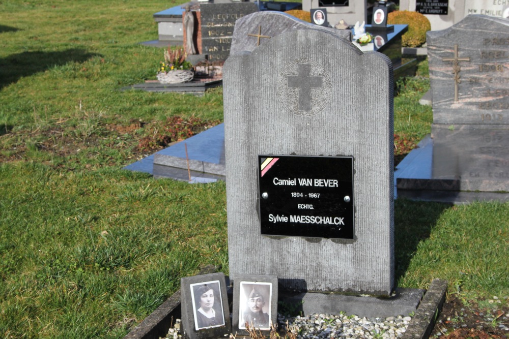 Belgian Graves Veterans Aaigem #4