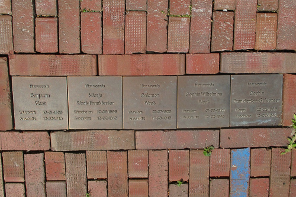 Memorial Stones Kerkstraat 62 #1