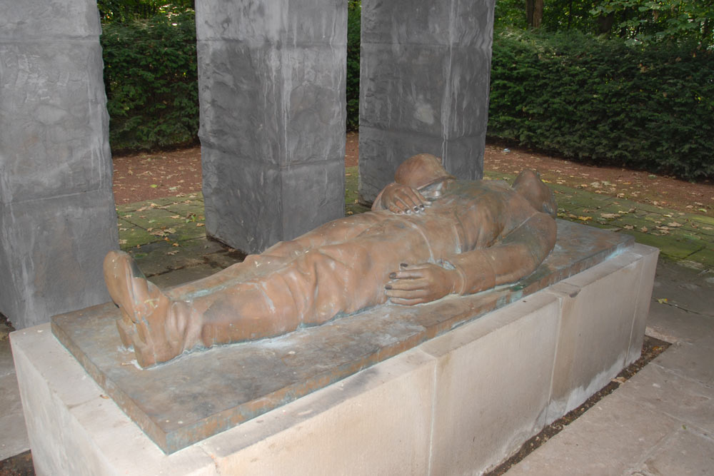 Oorlogsmonument Hamm #2