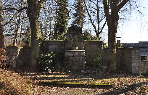 Oorlogsmonument Köppern #1