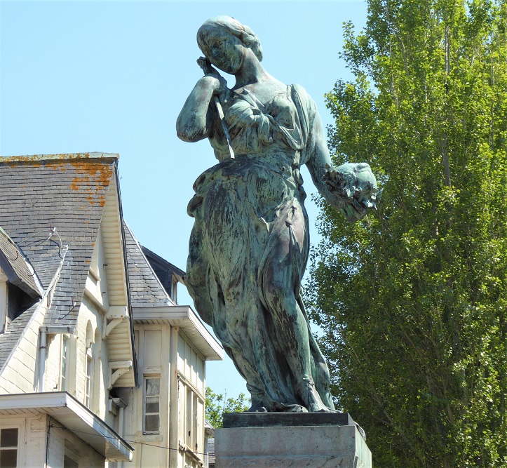 Oorlogsmonument De Panne #3