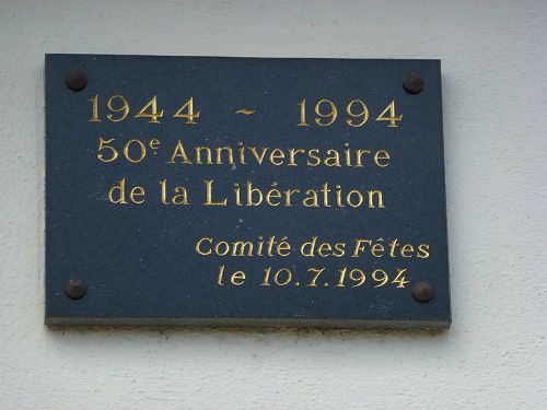 Monument Bevrijding Neuville-sur-Authou #1