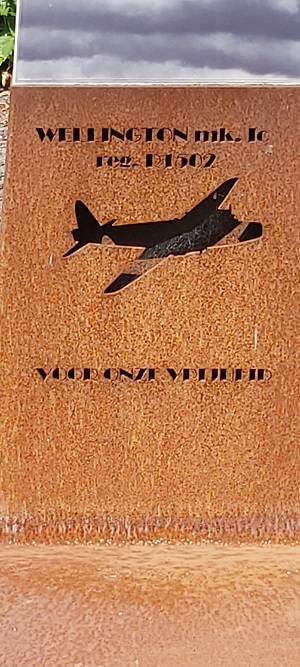 Memorial Spitfire Pilots #4