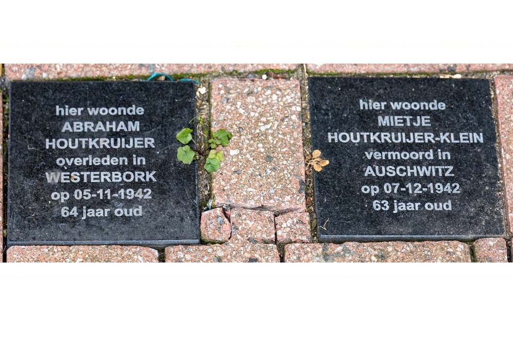 Memorial Stones Hof 37b