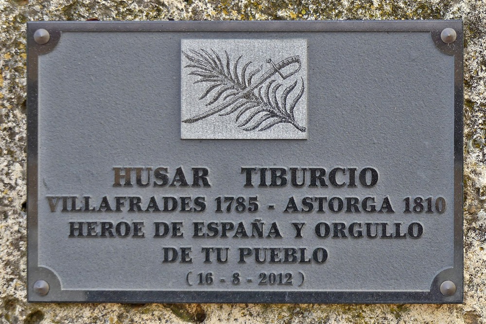 Monument voor Húsar Tiburcio Fernández #3