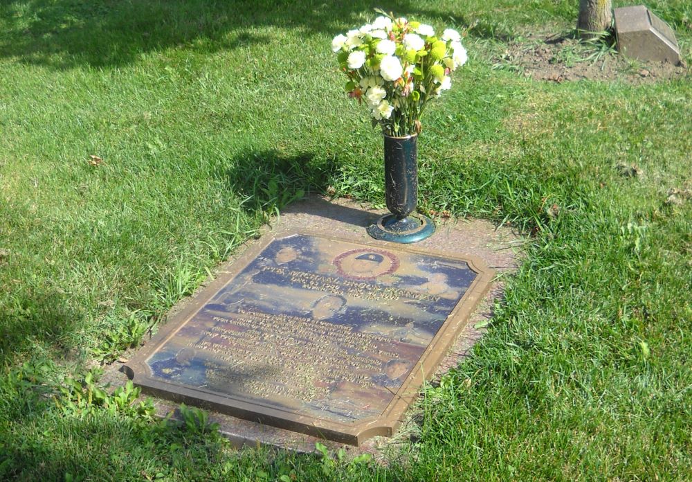 Canadian War Grave Rosemount Memorial Gardens #1