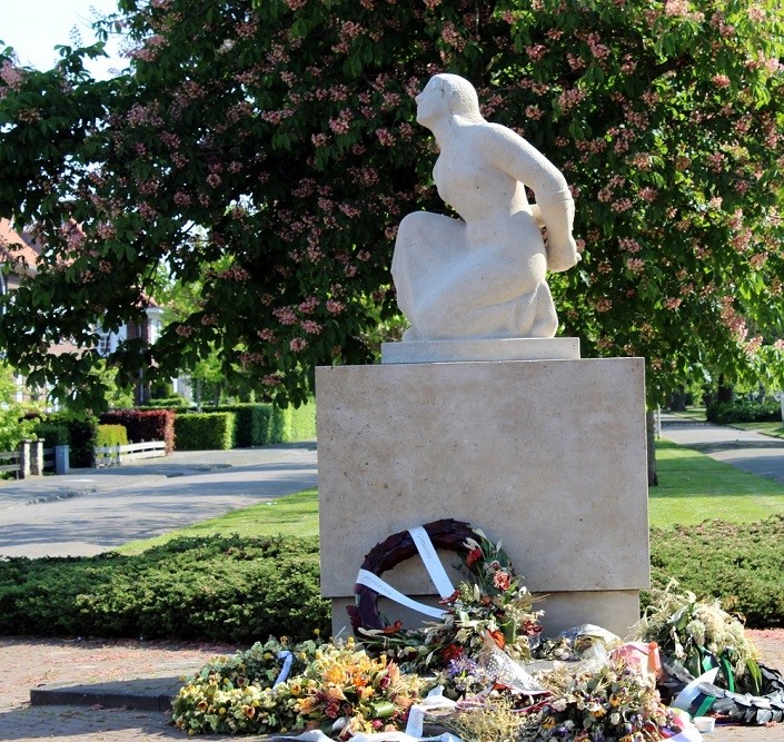 Oorlogsmonument Roosendaal #2