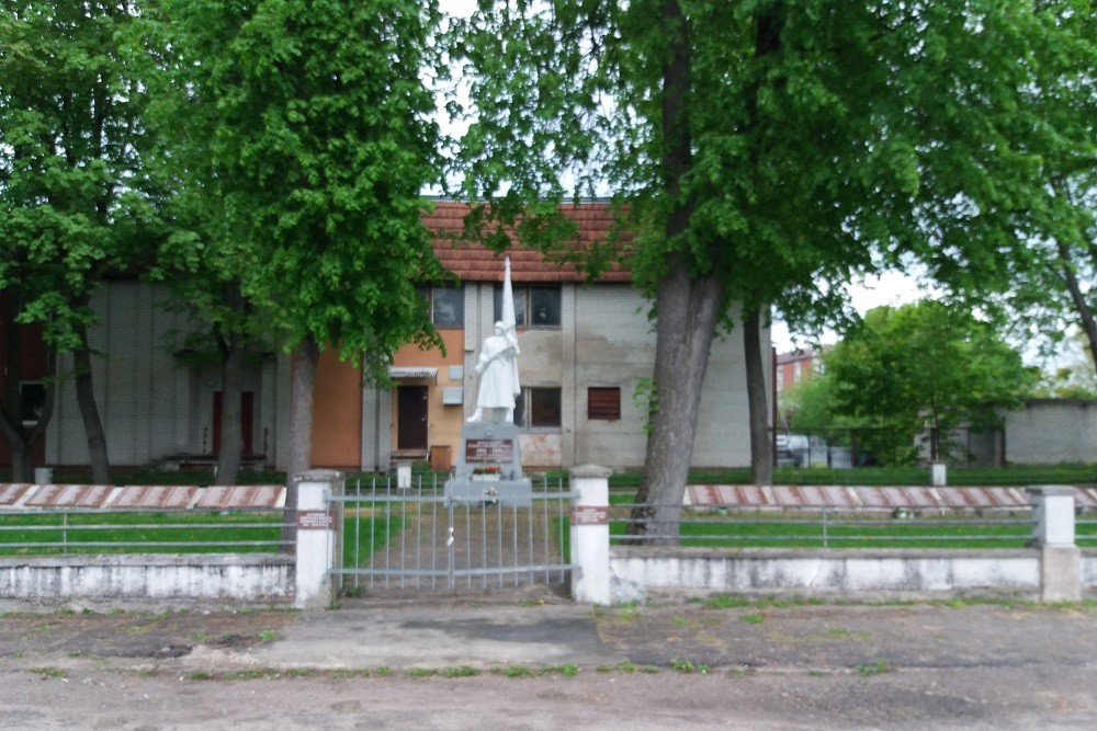 Sovjet Oorlogsbegraafplaats Žiežmariai #5