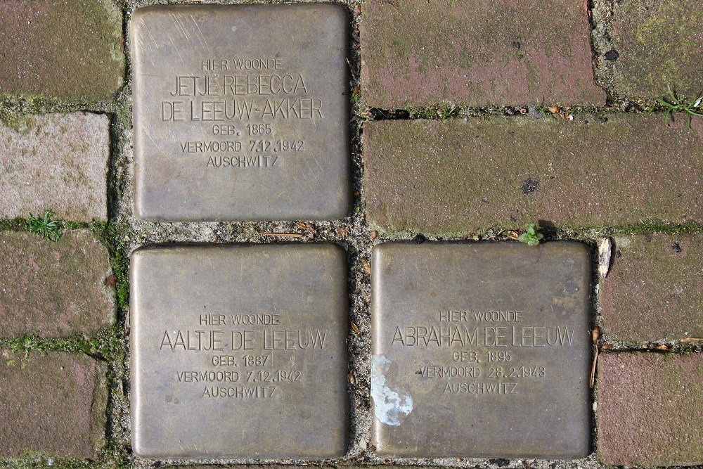 Stolpersteine Daendelstraat 33