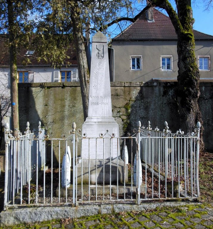 Oorlogsmonument Frasne-les-Meulières #1