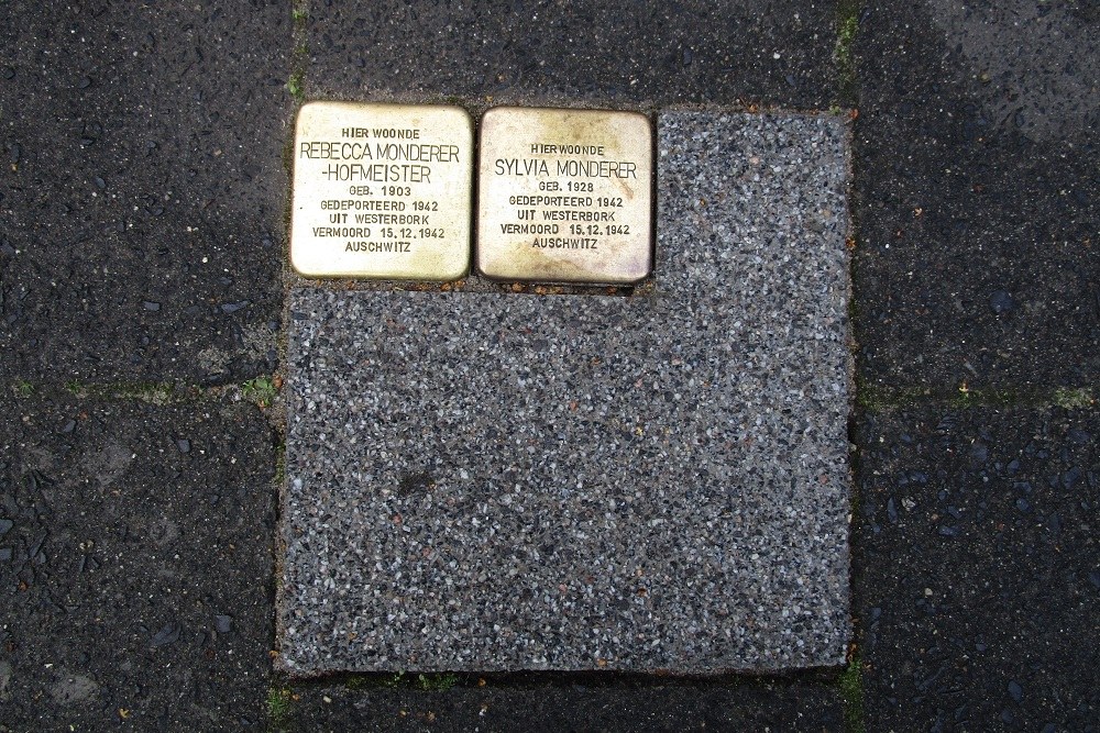 Stolpersteine Sonoystraat 18A