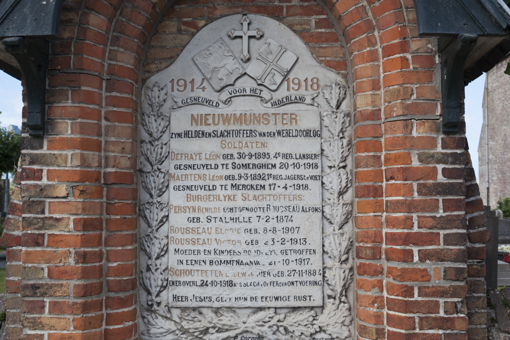 War Memorial Nieuwmunster #2