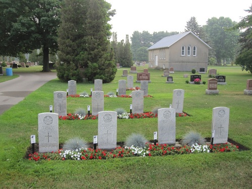 Oorlogsgraven van het Gemenebest Aylmer Cemetery #1