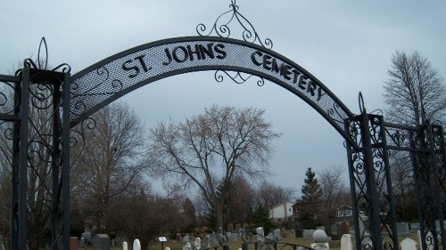 Oorlogsgraf van het Gemenebest St. John's Church Cemetery #1