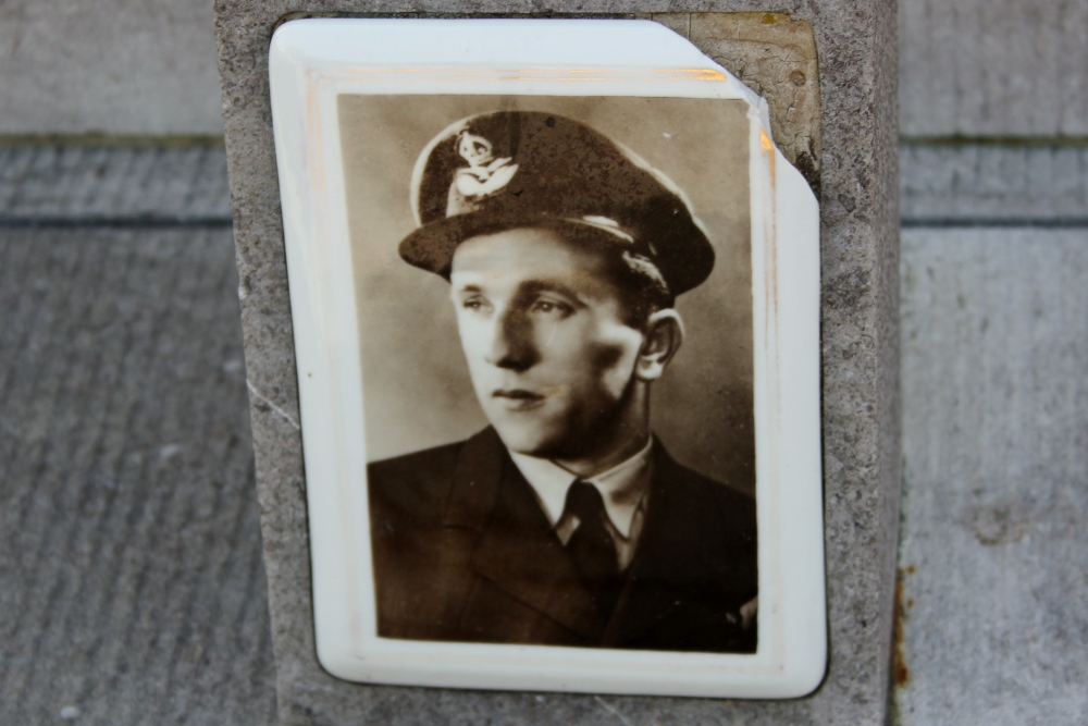 Commonwealth War Grave Liedekerke #2