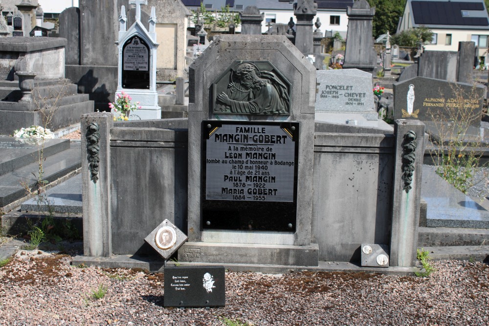Belgische Oorlogsgraven Saint-Léger #1