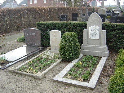 Oorlogsgraven van het Gemenebest Rooms Katholiek Kerkhof Elshout #1