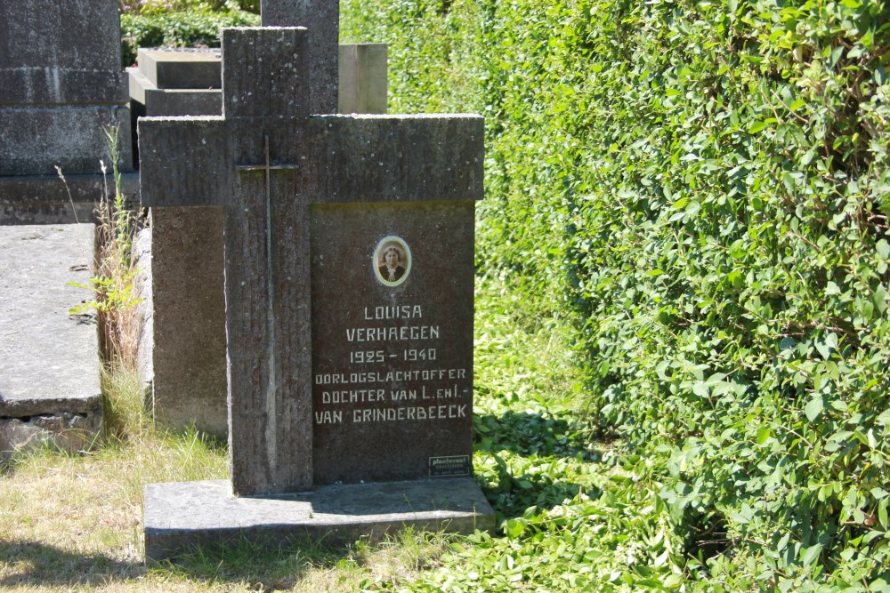 Belgian War Grave Sint-Pieters-Kapelle - Sint-Pieters-Kapelle ...
