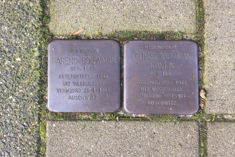 Stolpersteine Lage Naarderweg 1