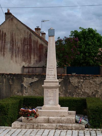 Oorlogsmonument Paucourt #1