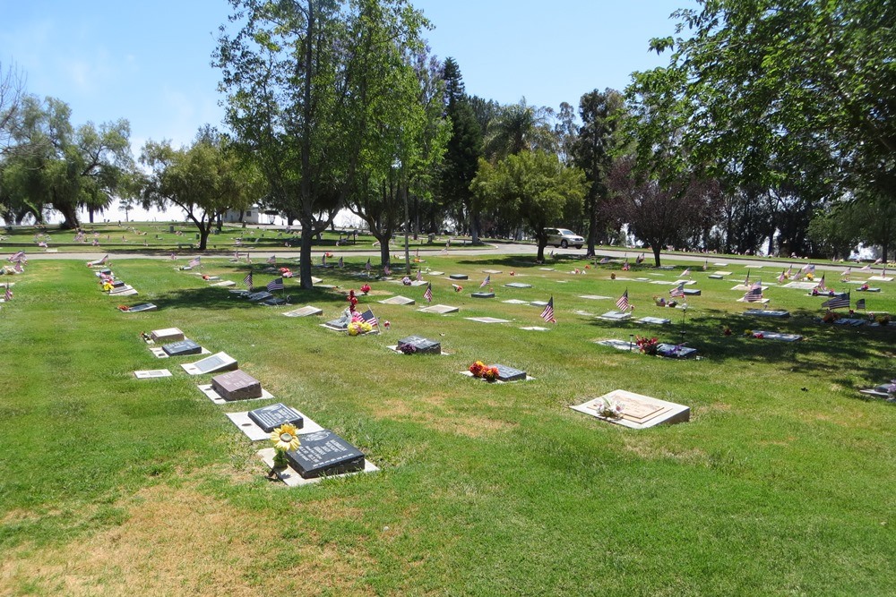 American War Graves Nuevo Memory Gardens