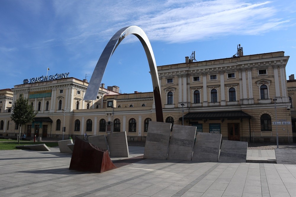 Ryszard Kukliński Monument - Krakow #2