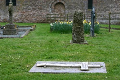 Oorlogsgraf van het Gemenebest St. John the Baptist Churchyard