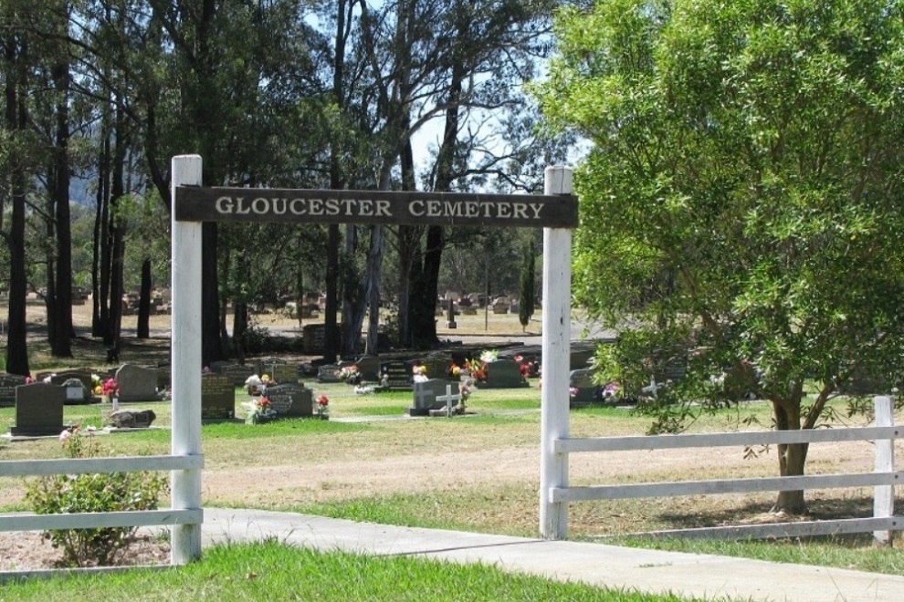 Commonwealth War Grave Gloucester Cemetery