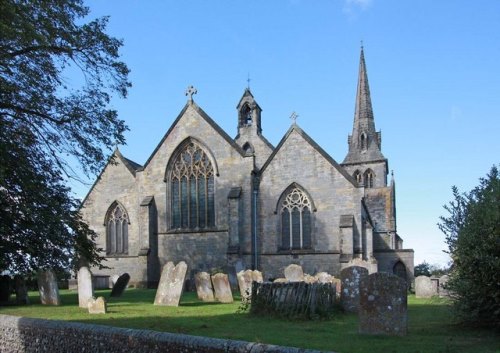 Commonwealth War Graves Holy Trinity Churchyard