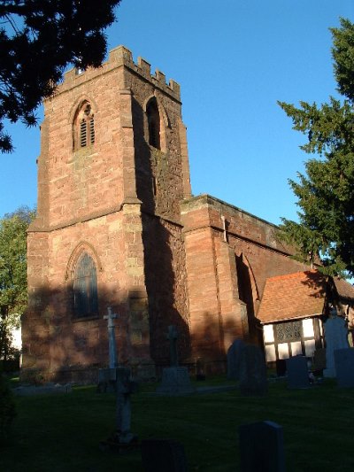 Commonwealth War Graves St. Wilfrid Churchyard