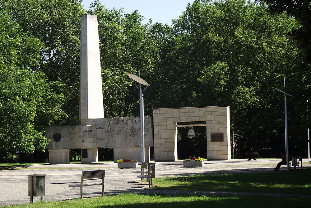 Broederschapmonument Gorzw Wielkopolski