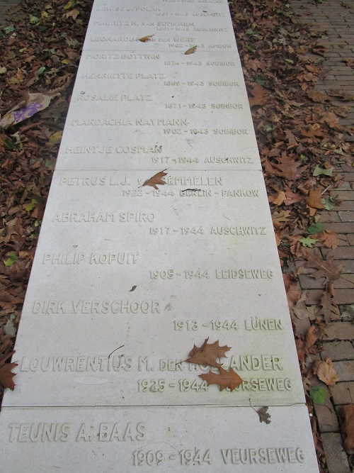 Oorlogsmonument Voorschoten #4