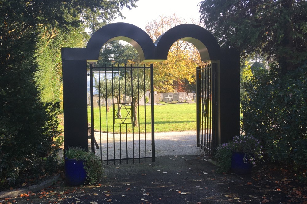 Monument Joodse Begraafplaats Hilversum #2