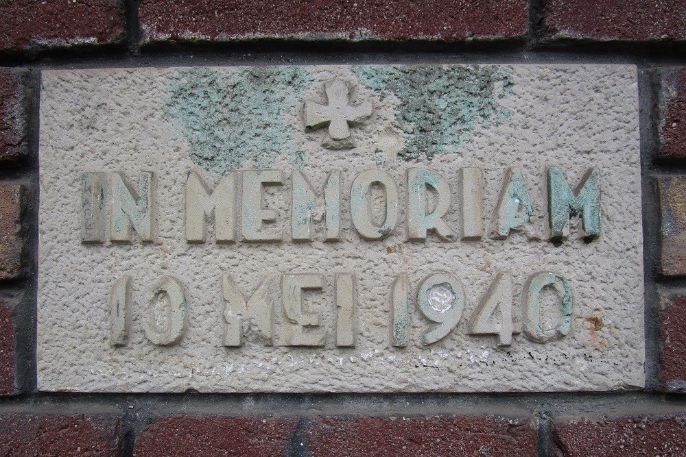 Herinneringssteen 10 mei 1940 Putselaan Rotterdam #1