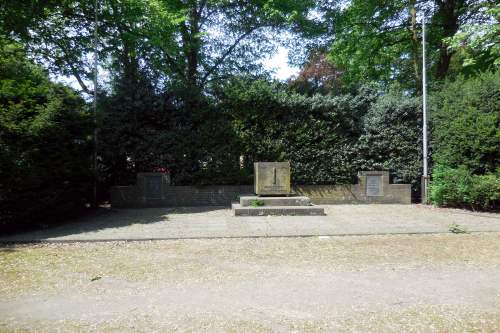 Oorlogsmonument Voerde #1