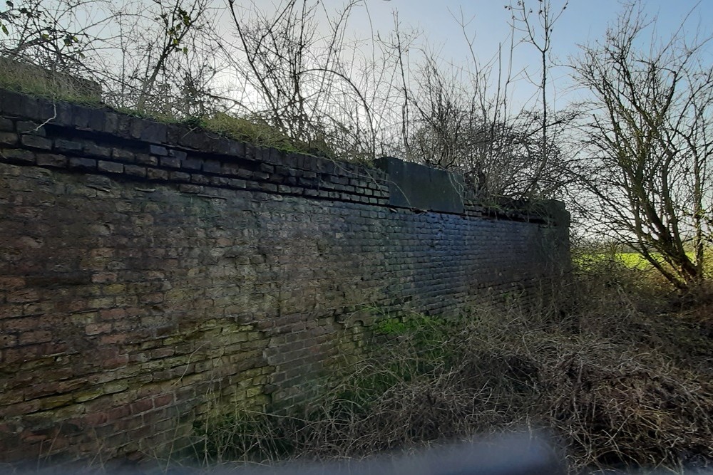 Remains Railway Bridge in the Zevenaar - Griethausen section #2