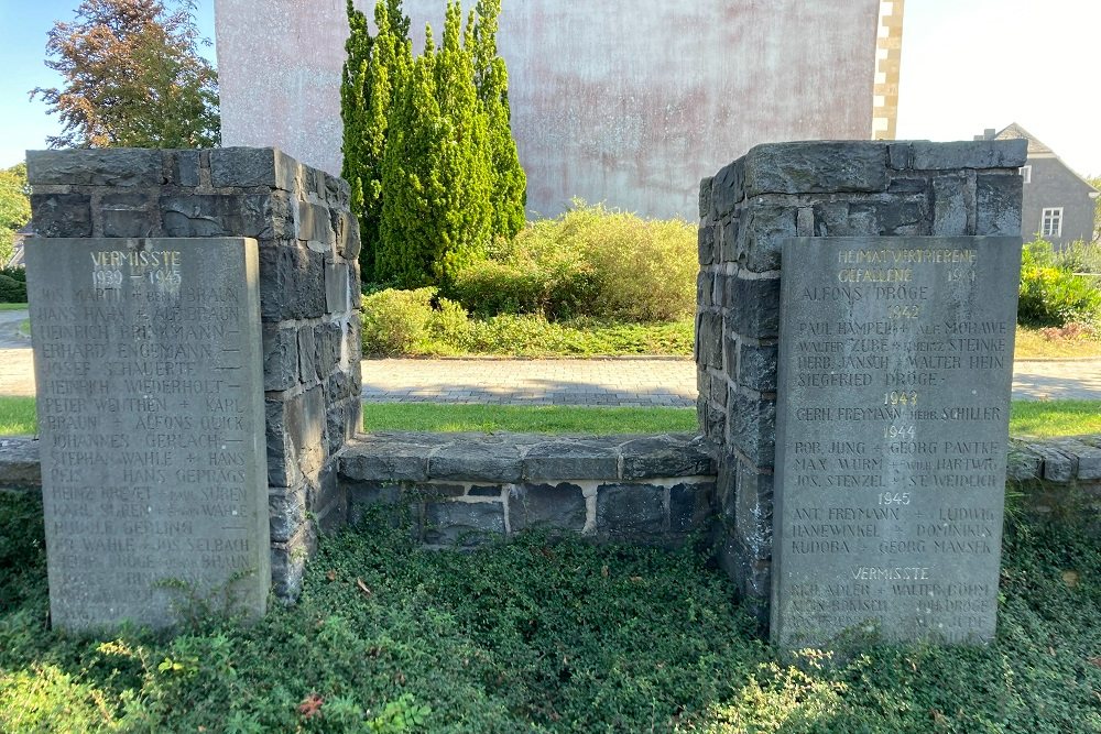 War Memorial Winterberg #4