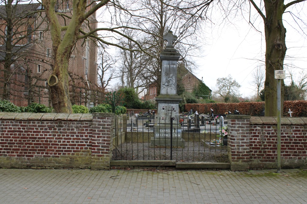 War Memorial Kapellen #1